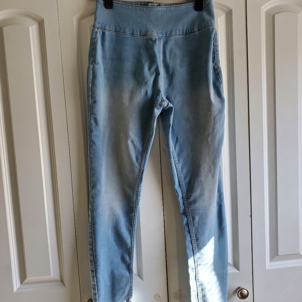 Jeans - Picture 3 of 4